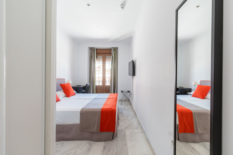 Bedroom 2, Cool Sevilla Hotel, Sevilla