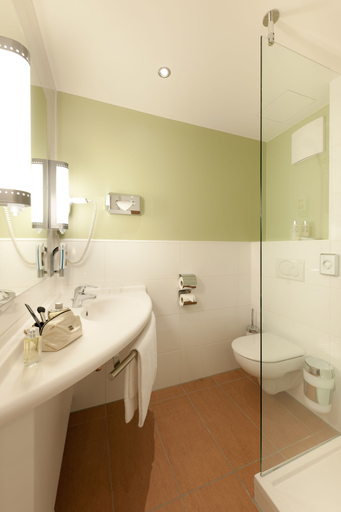 Bathroom 5, ibis München City Süd, München