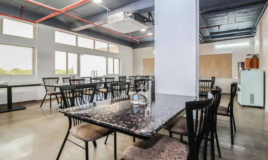 Food & Drinks 5, Treebo Hotel A1, Nagpur