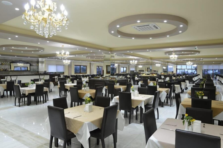 Food & Drinks 5, Riverside Garden Resort