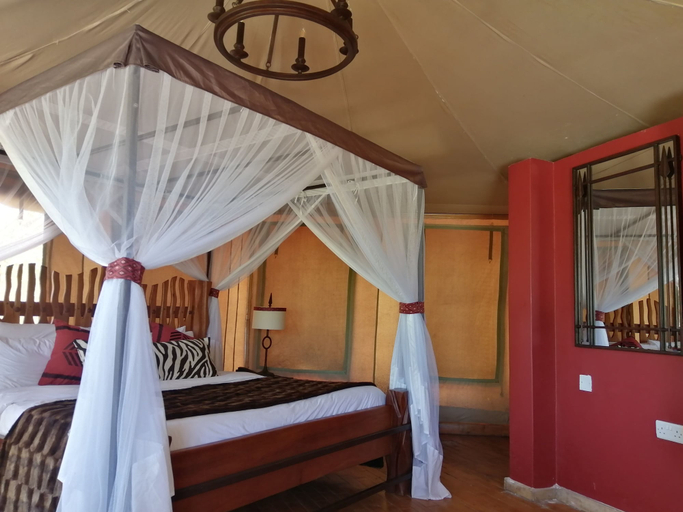 Bedroom 4, Emayian Luxury Camp, Narok West