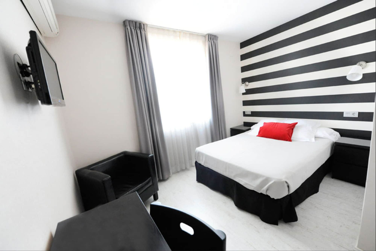 Bedroom 3, Hotel Domus, Málaga