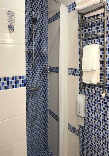 Bathroom 4, Lucky Ship Art Hotel, Odes'ka