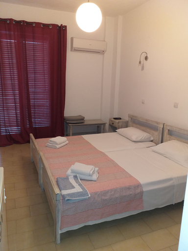 Bedroom 5, Psili Ammos, Peloponnese