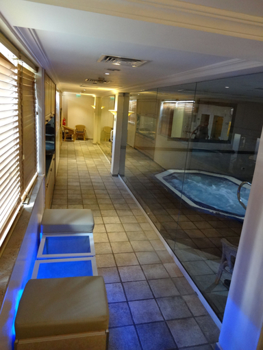 Sport & Beauty, Rich Luxury Suites
