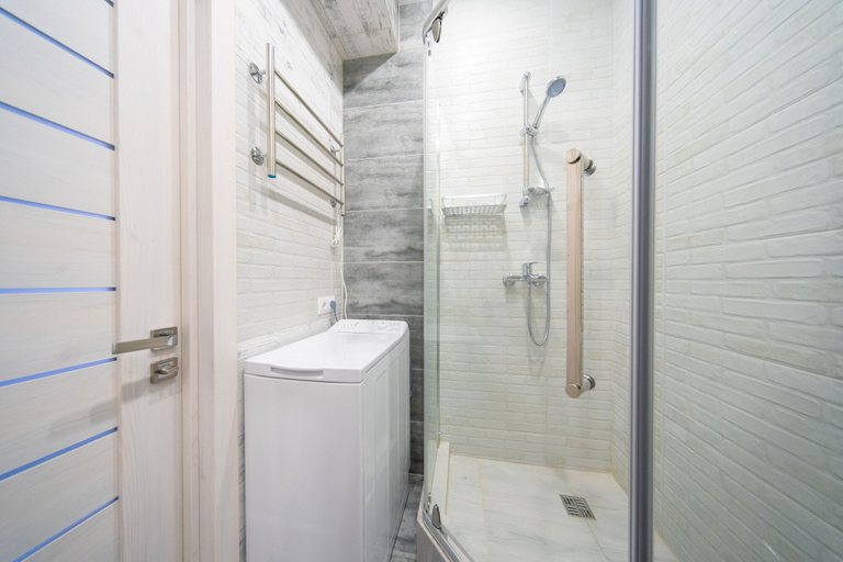 Bathroom 4, More Apartments na Stanislavskogo 1A - 6, Sochi gorsovet