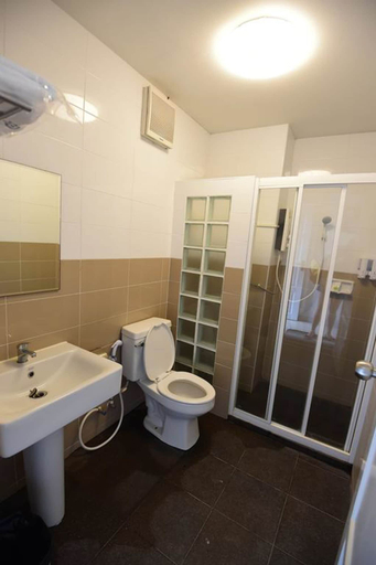 Bathroom 4, Rose Villa Resort, Pak Chong