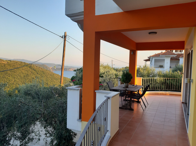 Others 5, Olive Tree Apartment, Epirus