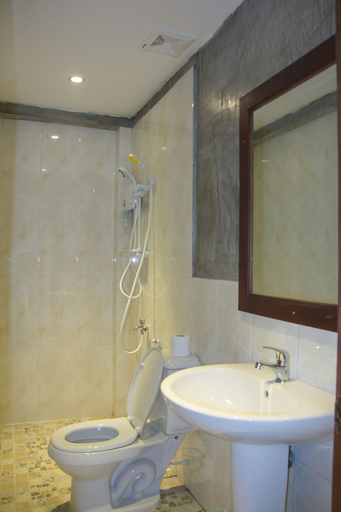 Bathroom 4, Le Water Villa, Siem Reap