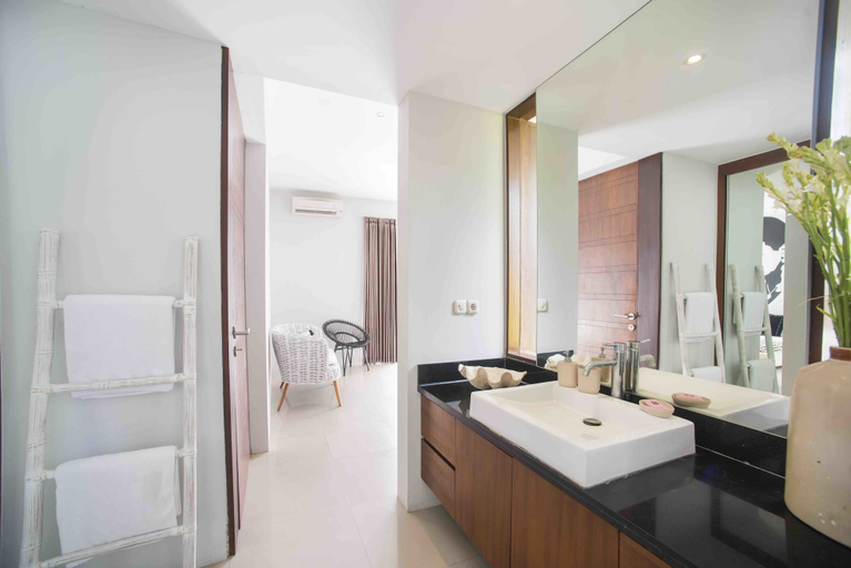 Bathroom 3, Villa Terus, Badung