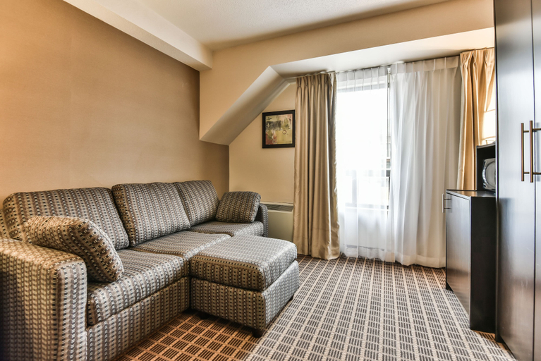 Others 5, Comfort Inn Windsor, Essex