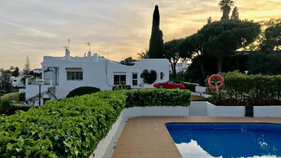 Sport & Beauty 3, Amazing & Luxurious Golf, Sea, Mountain, Lake view villa Porto Banus, Málaga