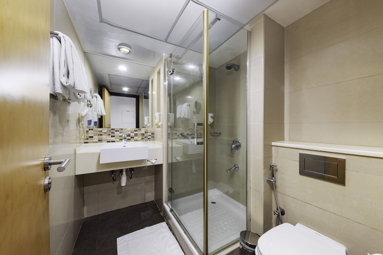 Bathroom 4, Citymax Hotel Sharjah, Sharjah City