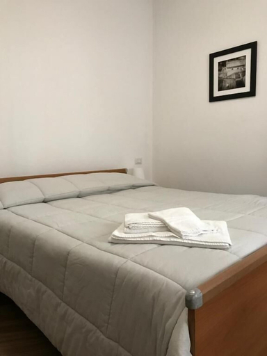 Bedroom 2, Sava Bed and Breakfast, Bari