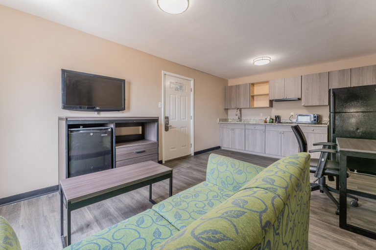 Others 5, Super 8 by Wyndham Lake Charles Northeast, Calcasieu