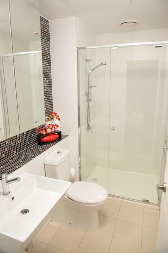 Bathroom 3, Madison Apartment, Melbourne