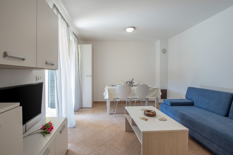 Others 5, Villas Faro, Umag