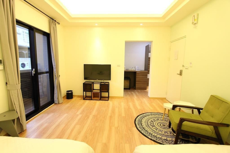 Others 4, Alley B&B, Hualien