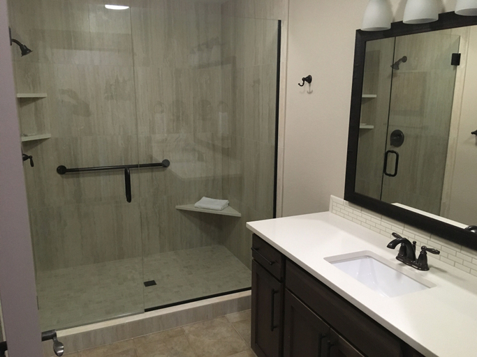 Bathroom 4, The Pines at Sunriver, Deschutes