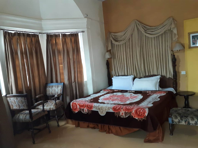 Bedroom 5, Hotel Chimney House, Gautam Buddha Nagar