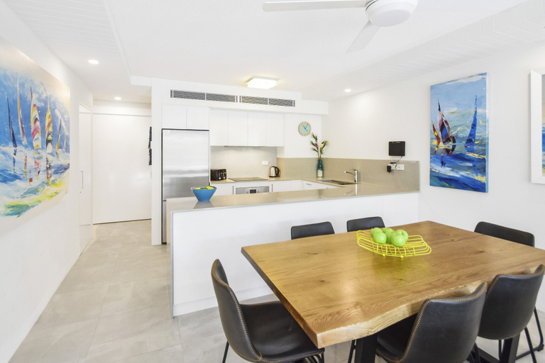 Others 4, Headland Views, Noosa - Noosa-Noosaville