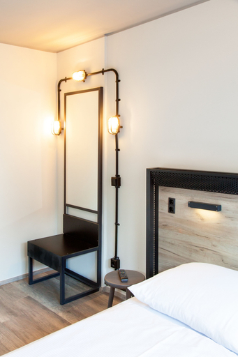 Bedroom 3, a&o Berlin Mitte, Berlin