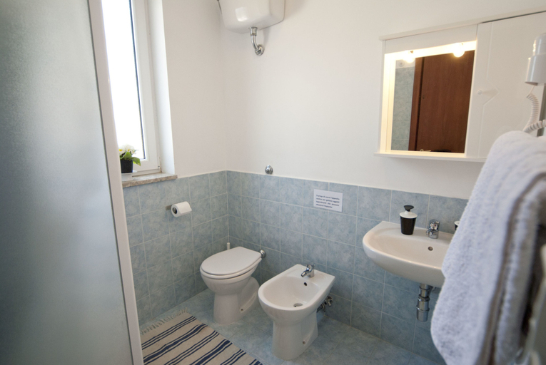Bathroom 3, Case di Stratola, Avellino