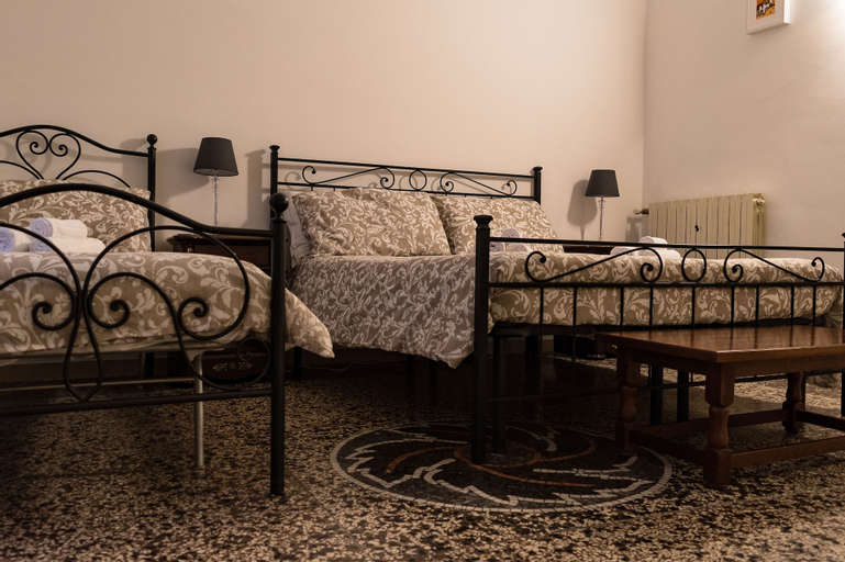 Bedroom 3, Antica Terrazza Frascati, Rome