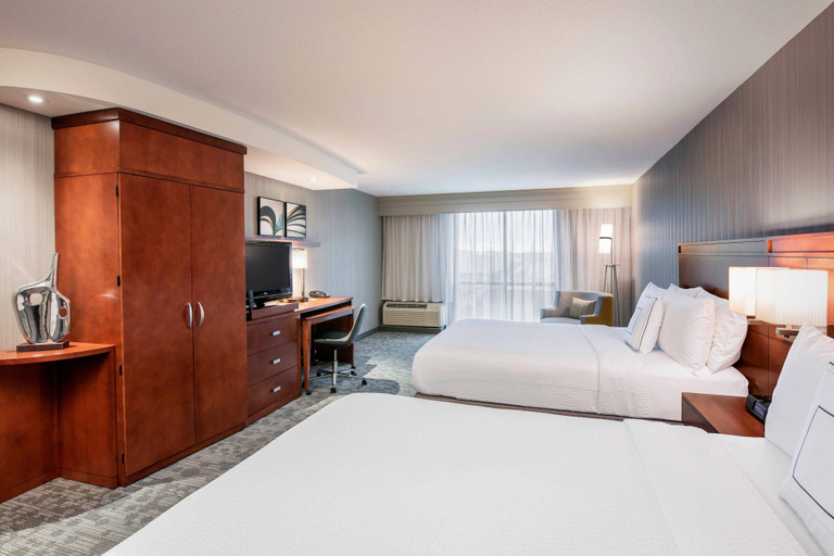 Bedroom 3, Courtyard by Marriott Edmonton West, Division No. 11