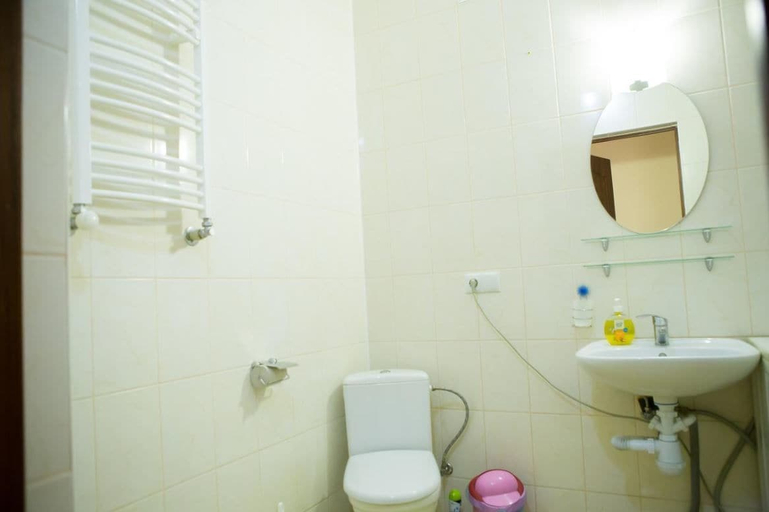 Bathroom 2, Best Apartments on Beregovskaya, Mukachivs'ka