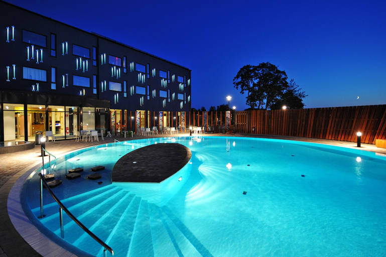 Sport & Beauty 2, Kosta Boda Art Hotel, Lessebo