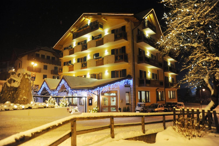 Exterior & Views, Albergo Sass Maor, Trento