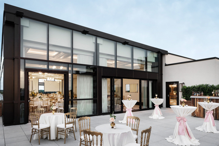Food & Drinks 5, Perry Lane Hotel, A Luxury Collection Hotel, Savannah, Chatham