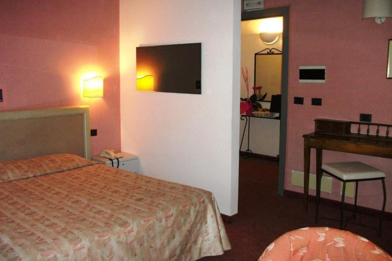 Bedroom 3, Palazzo Loup, Bologna