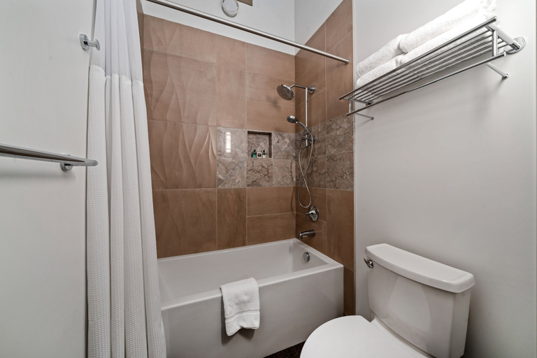 Bathroom 5, Sunriver Resort, Deschutes