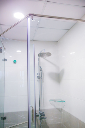 Bathroom 3, Long Anh Hotel, Thanh Hóa City