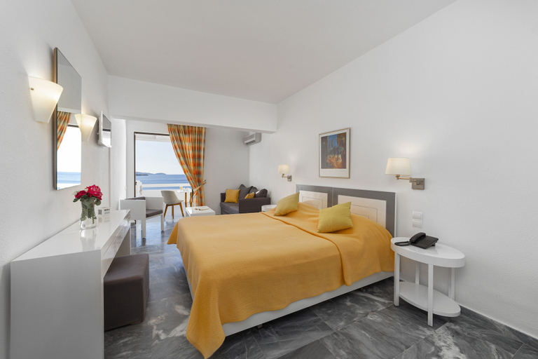 Bedroom 5, Hotel Perrakis, South Aegean