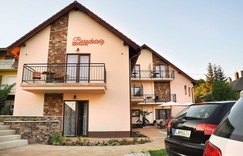 Exterior & Views 2, Barackvirág Apartmanház, Balatonfüred