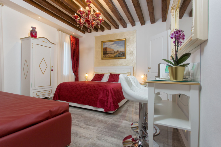 Bedroom 4, Cà Patron, Venezia