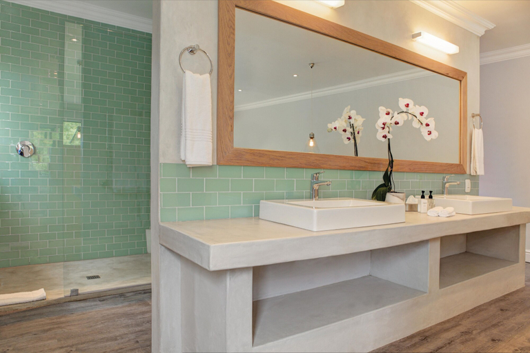Bathroom 5, Knysna Hollow Country Estate, Eden