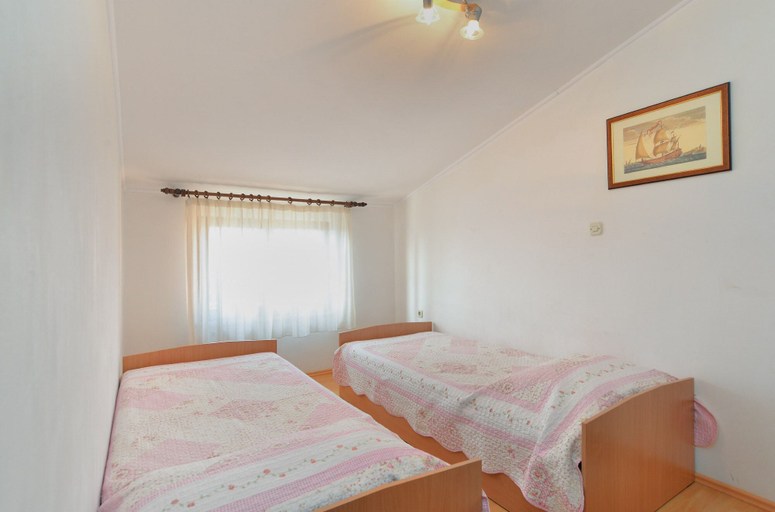 Bedroom 2, Apartment 1803, Vodnjan