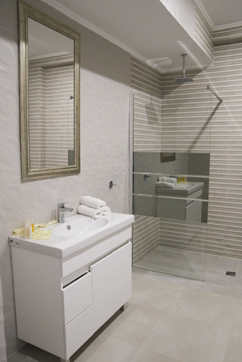 Bathroom 2, Hotel Premier Rostov, Aksayskiy rayon