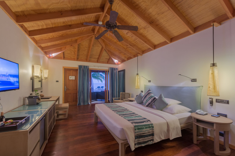 Bedroom 3, Vilamendhoo Maldives Resort Island