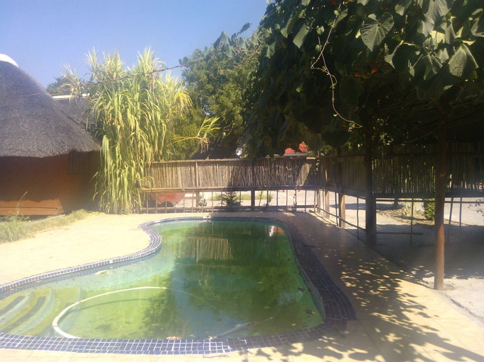 Sport & Beauty 4, Luxury Wild Inn, Ngamiland East