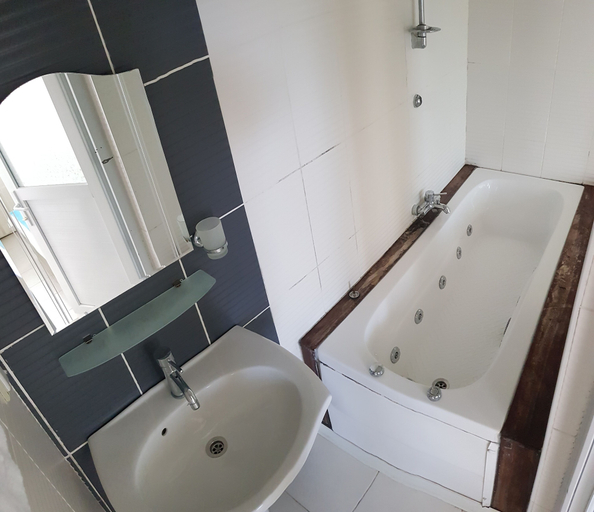 Bathroom 5, Cakil Pansiyon, Kaş