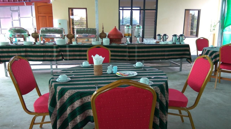 Food & Drinks 5, Shwe Yone Minn Hotel, Myingyan