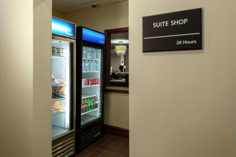 Food & Drinks 5, Hampton Inn Atlanta Fairburn, Fulton