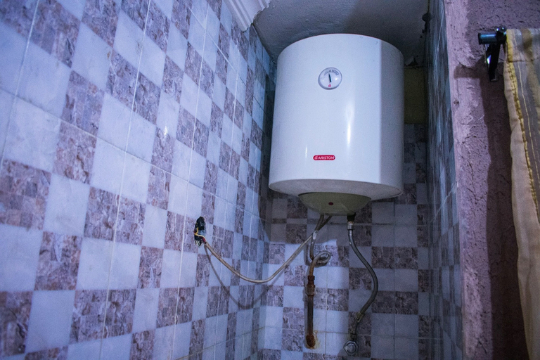 Bathroom 5, Ikeja Budget Hotel, Ikeja