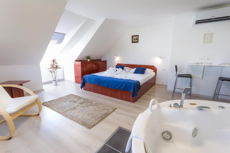 Bedroom 3, Classic Hotel, Budapesti