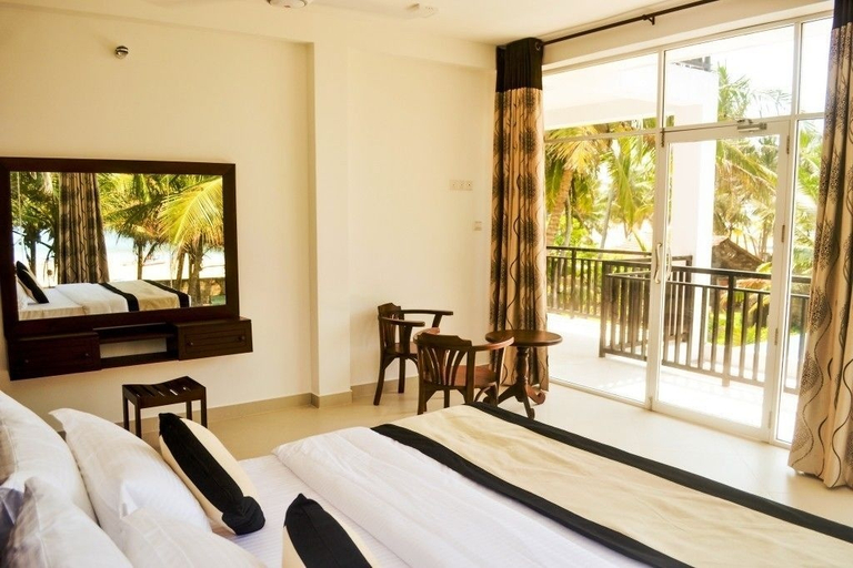 Bedroom 4, Villa Ocean Dew, Hikkaduwa